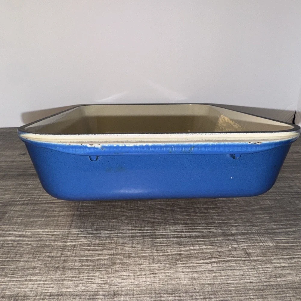 Le Creuset Enameled Cast-Iron Rectangular Baking Dish Cobalt Blue 13.25
